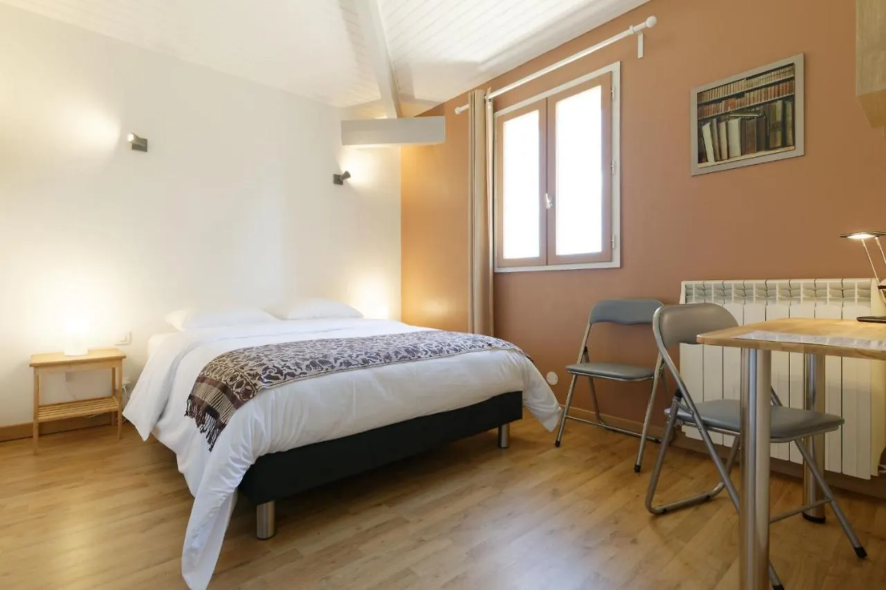 Holiday home Gite Du Petit Val Du Gers Savignac-Mona